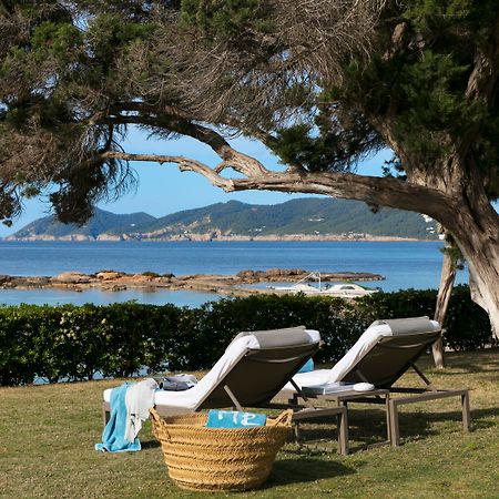 Me Ibiza - The Leading Hotels Of The World Санта Еулалия дел Рио Екстериор снимка